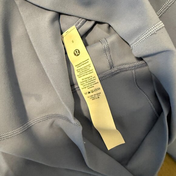 Lululemon Align Super High Rise Legging Size 6 28" - Picture 2 of 3